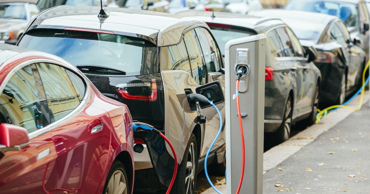 as-electric-vehicles-boom-globally-federal-policy-is-holding-back